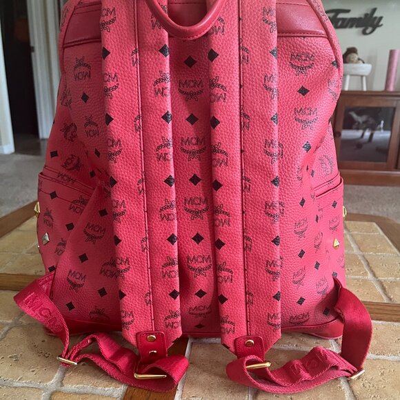 MCM Stark Backpack in a Hot Pink Visetos coated canvas with stud embellishments - Picture 2 of 8